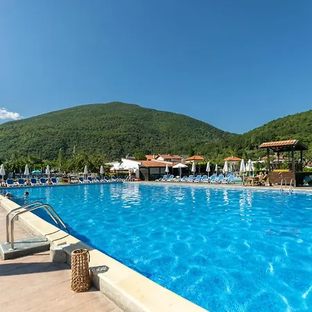 комплекс - и минерални басейни