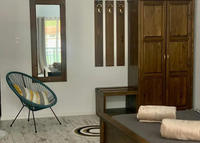 комплекс - хотел, аквапарк и минерлни басейни Хотел